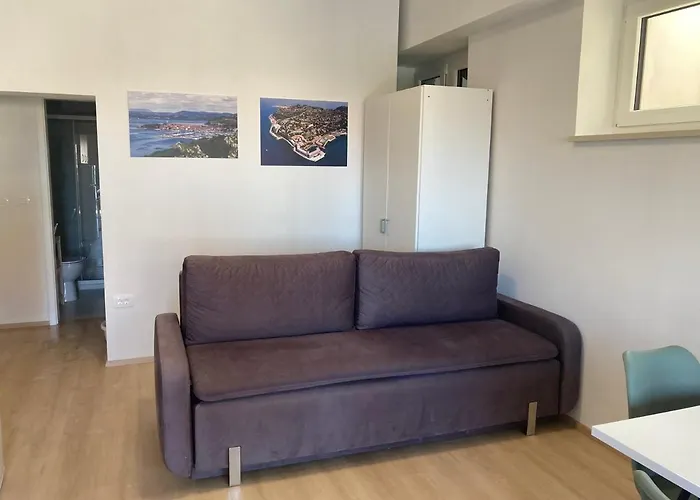 アパート Bellevue 1